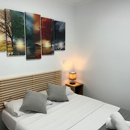 A Unos Pasos A Paseo Del Prado Apartment มาดริด ภายนอก รูปภาพ