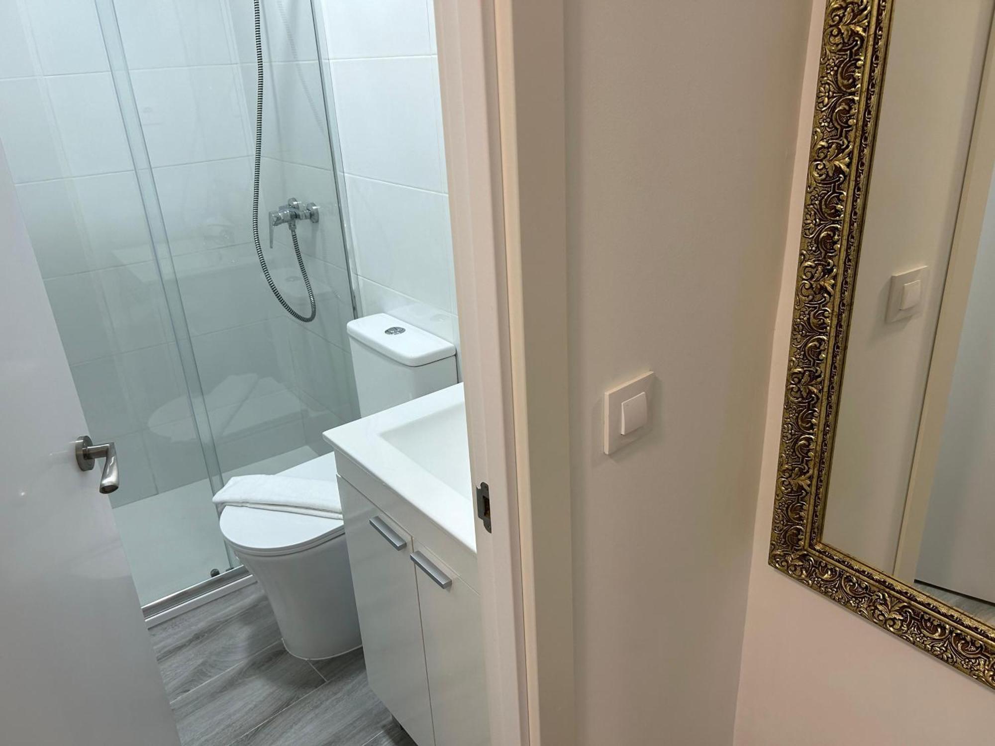 A Unos Pasos A Paseo Del Prado Apartment มาดริด ภายนอก รูปภาพ