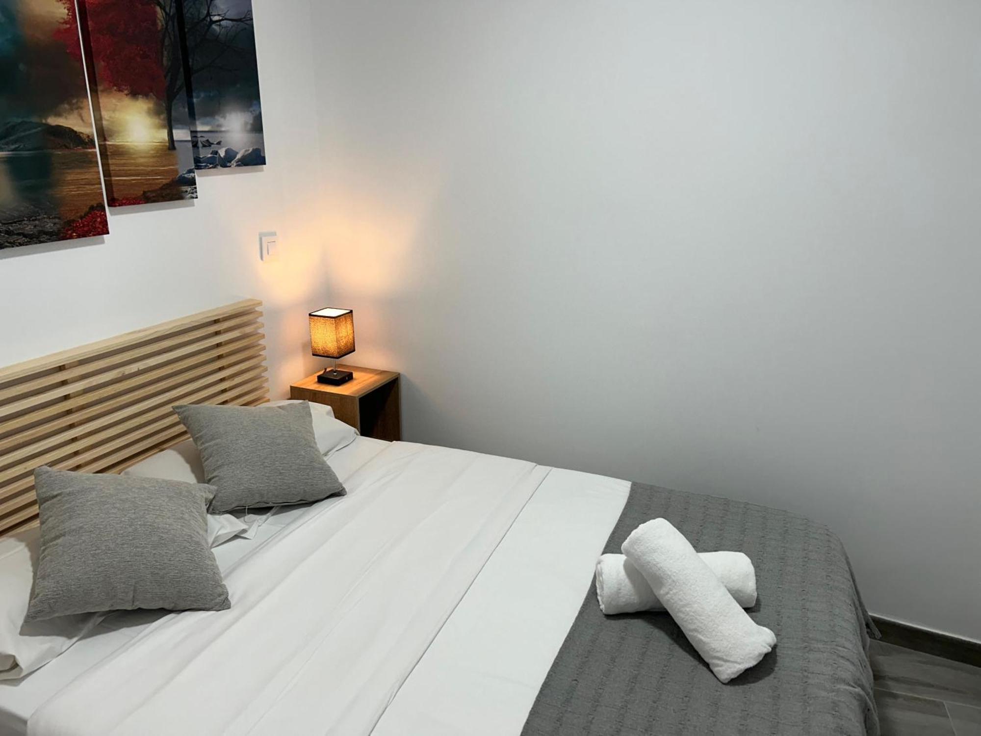 A Unos Pasos A Paseo Del Prado Apartment มาดริด ภายนอก รูปภาพ
